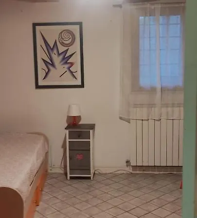 Petite Maison * אורבינו